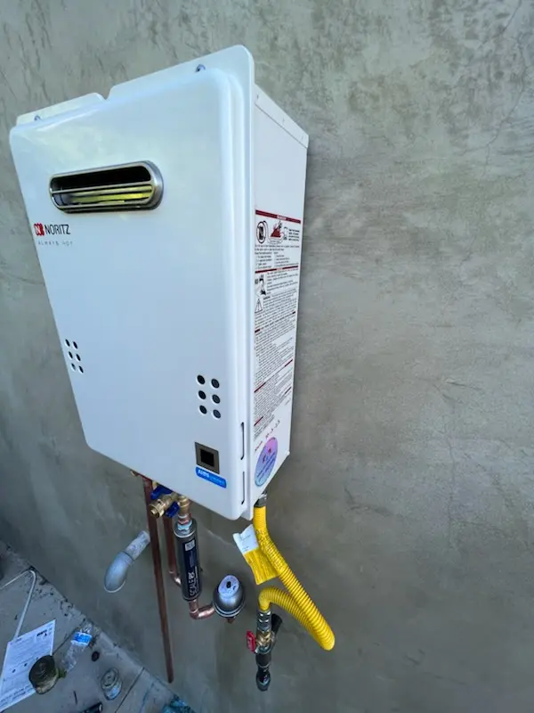 Tankless water heater installation for Pine Springs homes